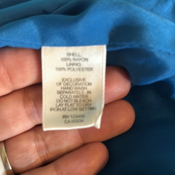 NWOT Design Lab short romper ruffle shorts and bell sleeve. Back zipper sz Small - Picture 6 of 6